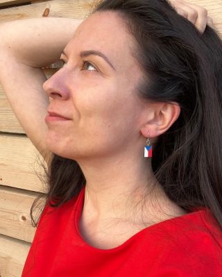 Fandíte? A mohla bych to vidět? 🤩 S naší novou kolekcí dřevěných šperků to určitě každý uvidí, ať už je mistrovství, nebo...